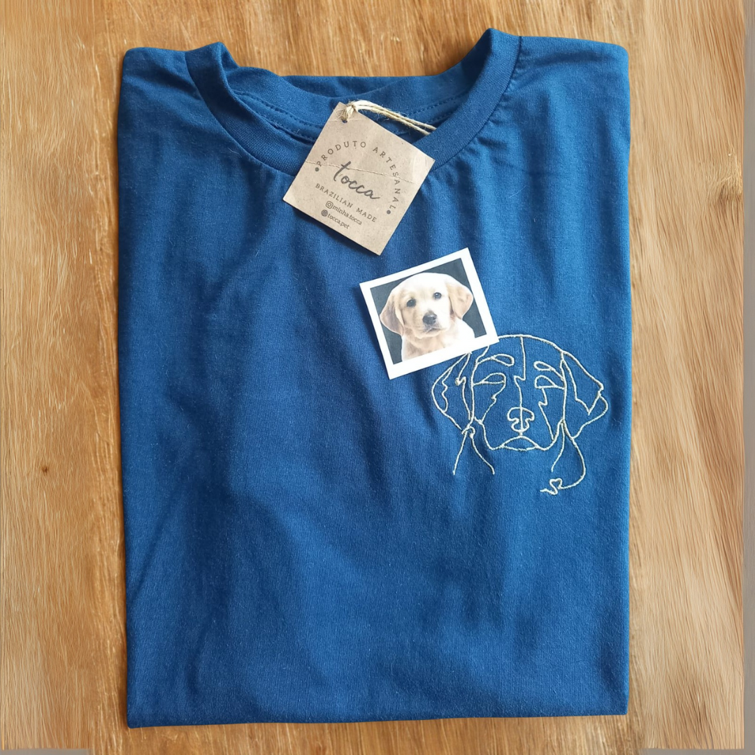 Camiseta Bordada Personalizada